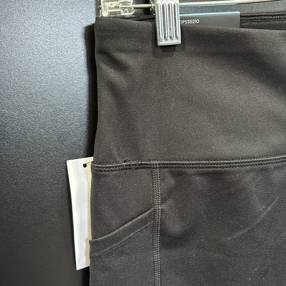 DKNY Bike Shorts, 7” inseam,hip pockets,hidden waist pocket,silver sparkle logo - Picture 2 of 8